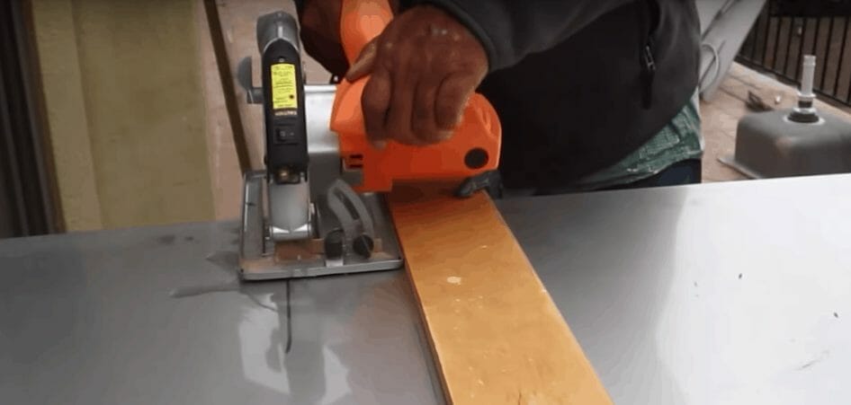 Best Way to Cut Stainless Steel Sheet Metal