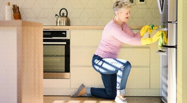 DIY Cleaning Solutions for Stainless Steel Appliances