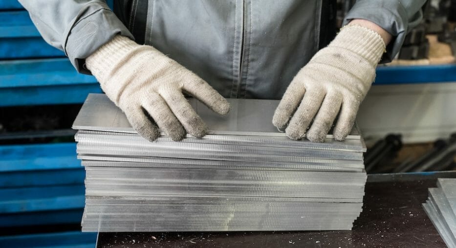 Factors to Consider When Choosing 330 Stainless Steel Plate