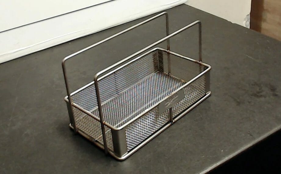 Factors to Consider When Choosing a Stainless Steel Wire Mesh Manufacturer