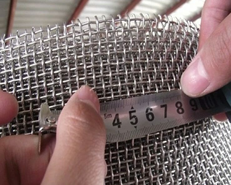 Installation of 16 Mesh Stainless Steel Screens