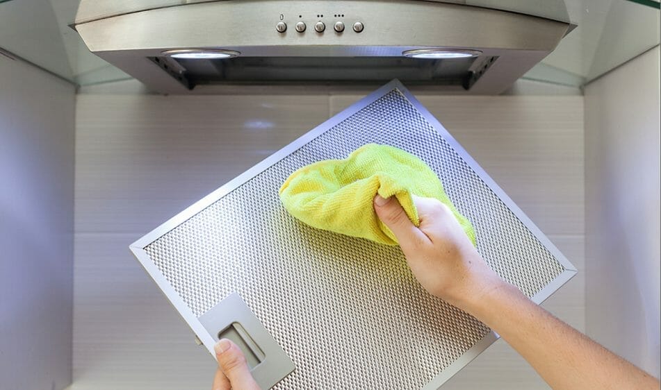 Preparing the Range Hood for Cleaning