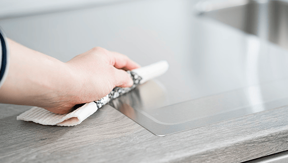 Tips-for-Cleaning-and-Maintaining-Stainless-Steel-Surfaces