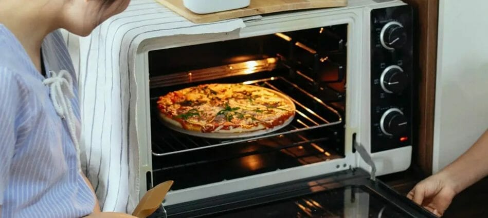Alternatives to Stainless Steel for Electric Oven Cooking