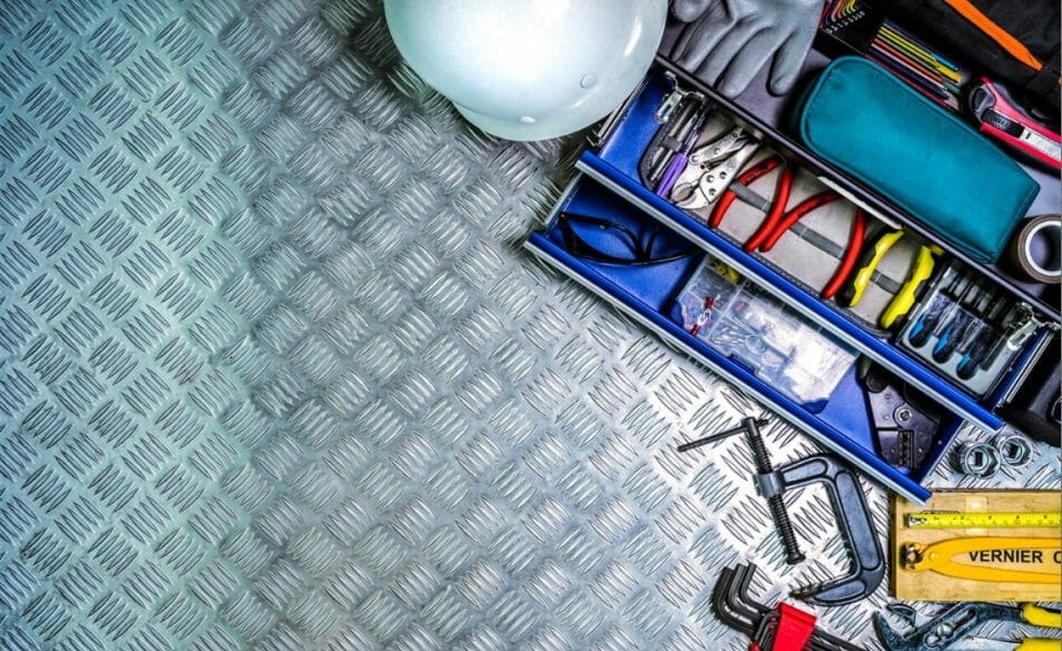Benefits of Buying Checkered Stainless Steel Plates from Stainlesssteel-Group.com
