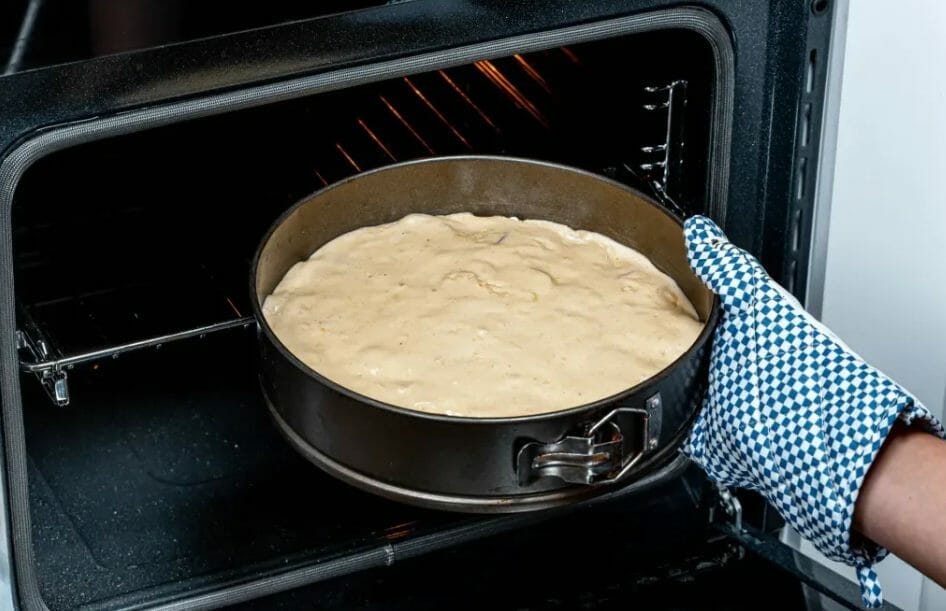 Benefits of Using Stainless Steel in the Oven