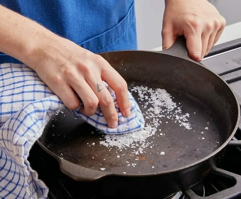 Cleaning and Maintaining Stainless Steel Pans After Using Cooking Spray