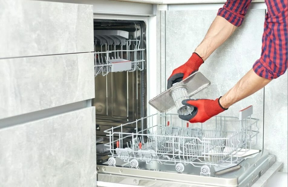 Cleaning and Maintenance of Stainless Steel Dishwasher Tubs