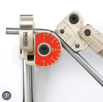 How to Properly Use a Stainless Steel Pipe Bender