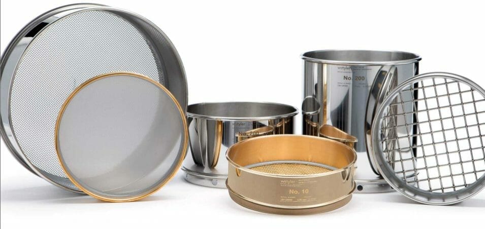 How to Select the Right 18 Mesh Stainless Steel Screen for Your Needs