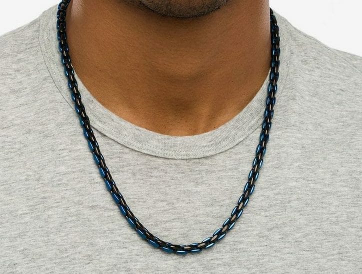 How to Style the Men's Chain Necklace