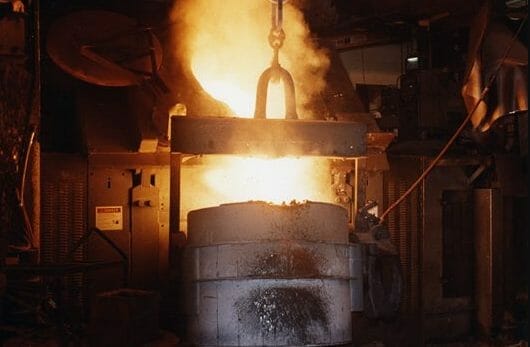Industrial Melting of Stainless Steel