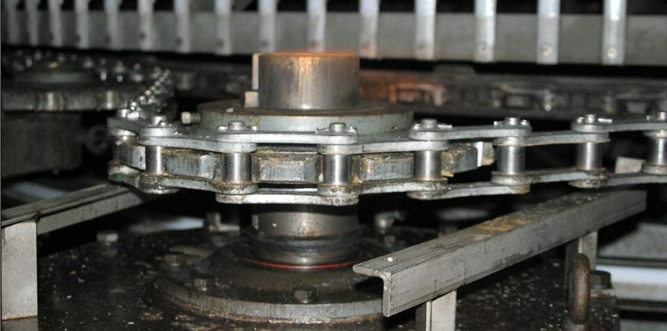 Maintenance and Lubrication of 35 Stainless Steel Roller Chains
