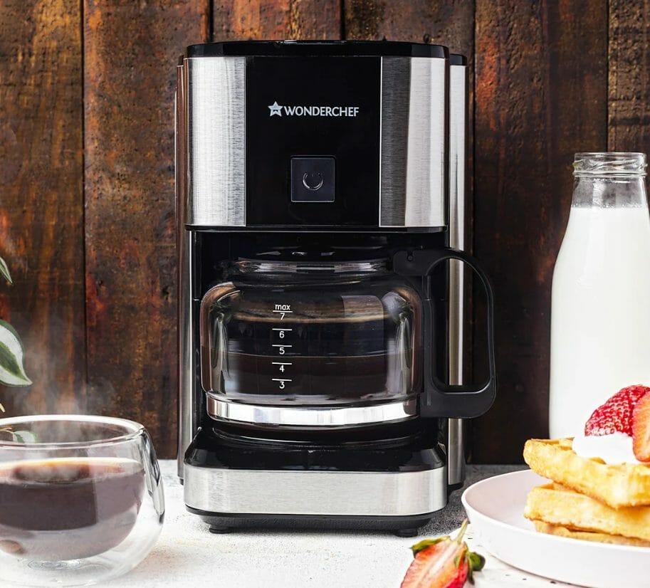 Perfect Brew with a Stainless Steel Warming Plate Coffee Maker