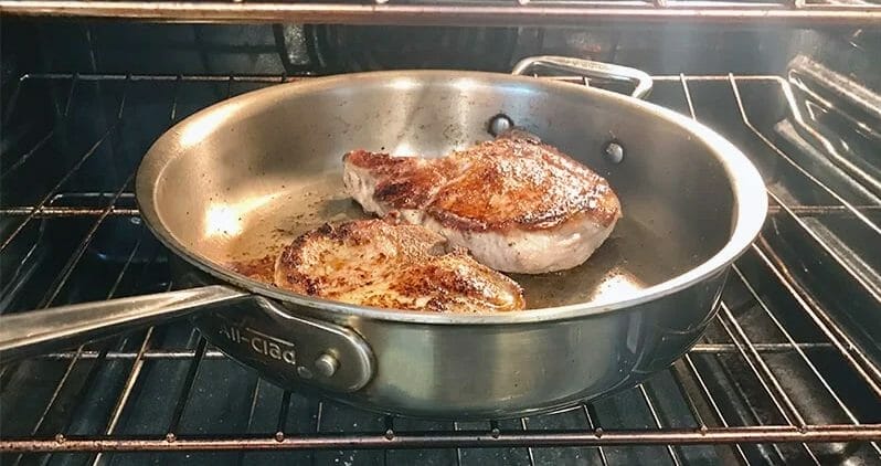 Precautions When Using Stainless Steel in the Oven