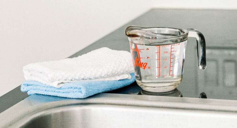 Steps to Clean Stainless Steel without Glass Cleaner