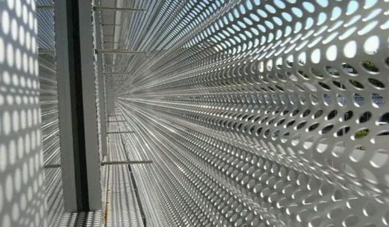 Advantages of Stainless Steel Sheet with Holes