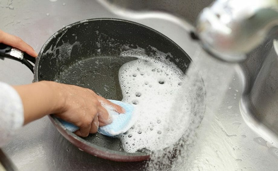Cleaning and Maintenance Tips for Teflon Plates