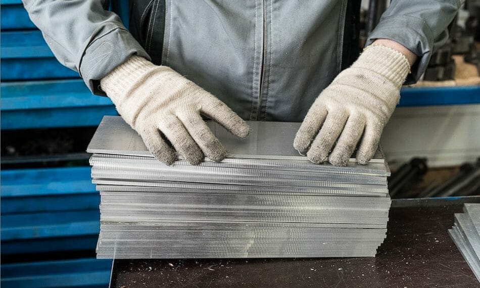 Factors to Consider When Choosing Stainless Steel Sheet