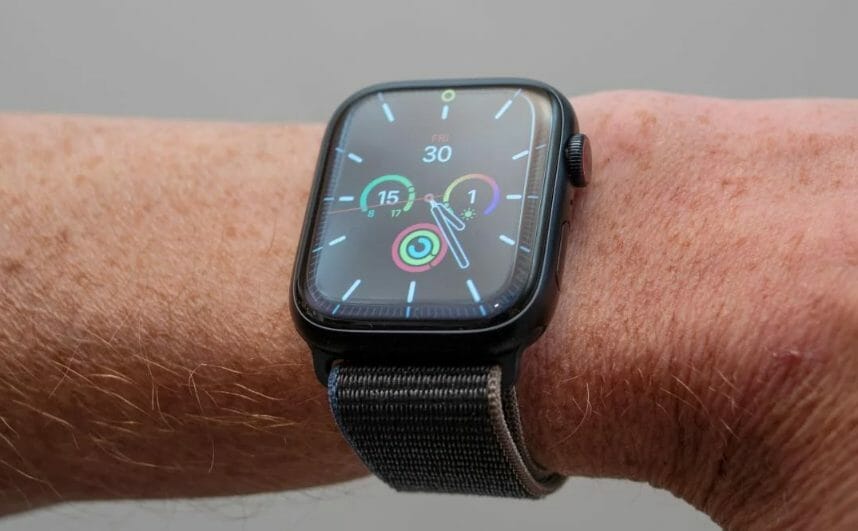 Fitness and Sports Performance Apple Watch Stainless Steel vs Aluminium