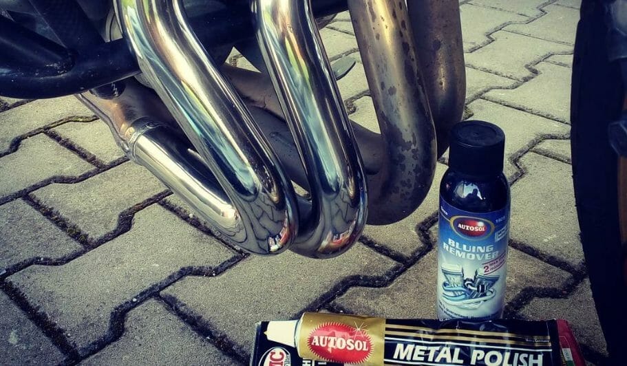 How to Use a Stainless Steel Exhaust Cleaner